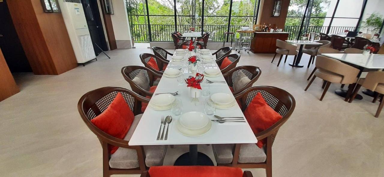 Girasol Tagaytay Bed & Breakfast Tagaytay City Exterior photo